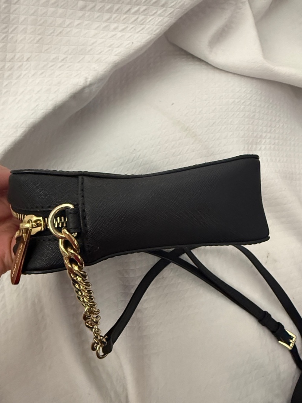Michael Kors Black Saffiano Leather Crossbody w Gold Chain 9.5"W X 6.5"H X 2"D - Picture 11 of 14